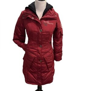 Bosideng BSD Women's Down Coat 160/84A Burgandy Color w/Detachable Knit Hood